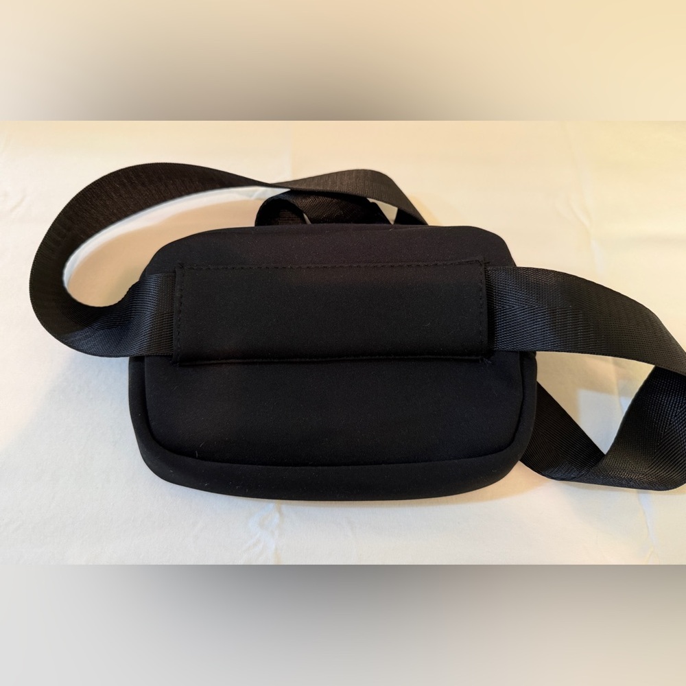 NWOT Calia Brand Neoprene Black Belt Bag. - Picture 4 of 7